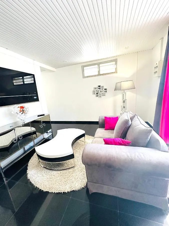 Appartement Charmant A Sainte Rose 60M² + Piscine Lägenhet Sainte-Rose