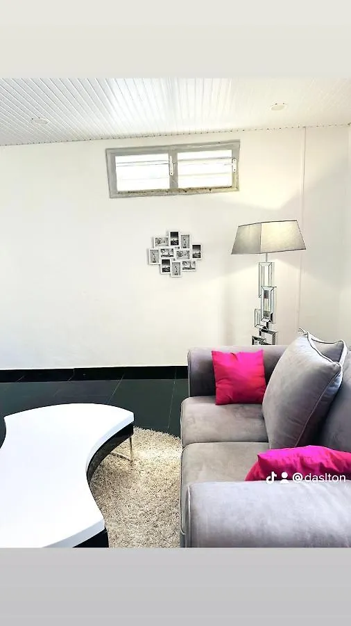 Lägenhet Appartement Charmant A Sainte Rose 60M² + Piscine